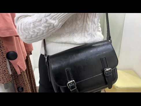 ❤️ Публичная мастурбация молоденькой сучки ФералБерри с дилдо в примерочной ️ Секс видео на hentaiser.ru ☑